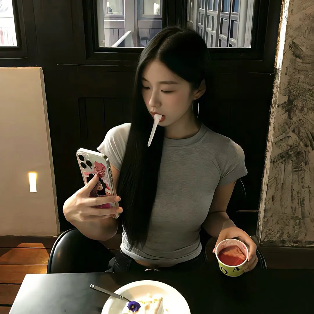 一个男人和一个女人海报