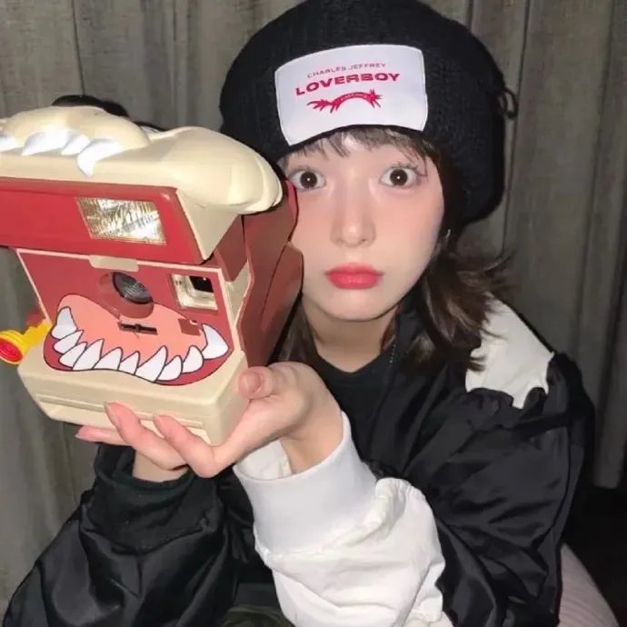 花漾姊妹帮海报