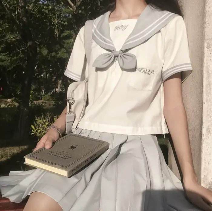 少女十五十六时海报