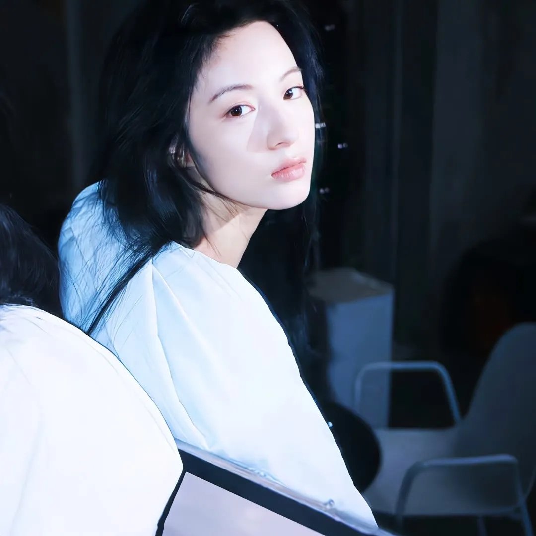 接吻海报